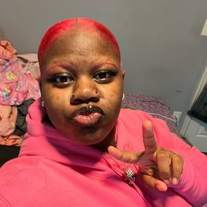 Meet your Posher, Samara